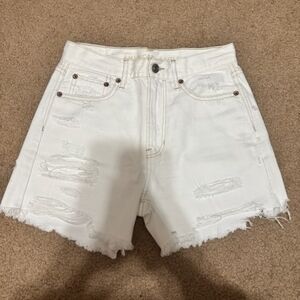 American Eagle 90s Boyfriend Shorts